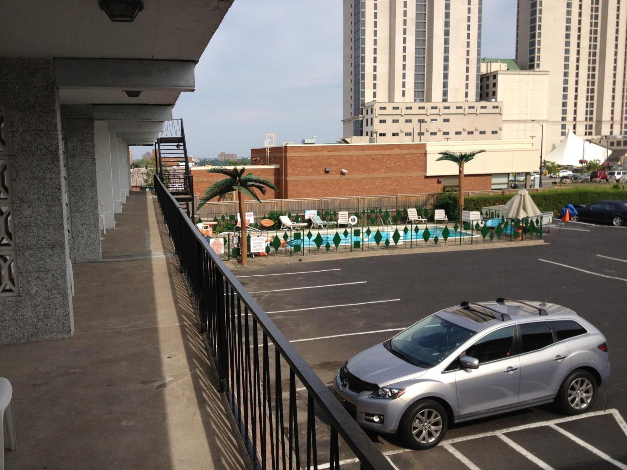 Rainbow Motor Inn - Fallsview Niagara Falls Ngoại thất bức ảnh